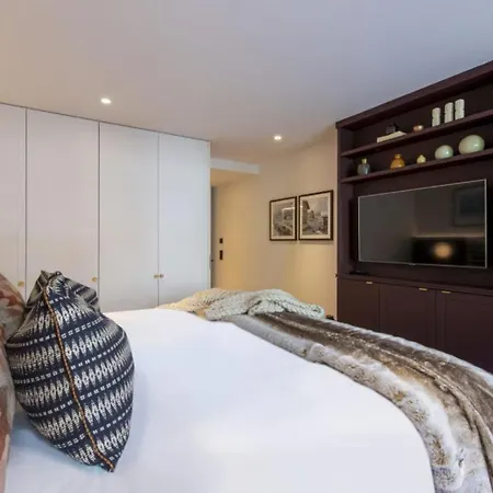 Exceptional 3-room *